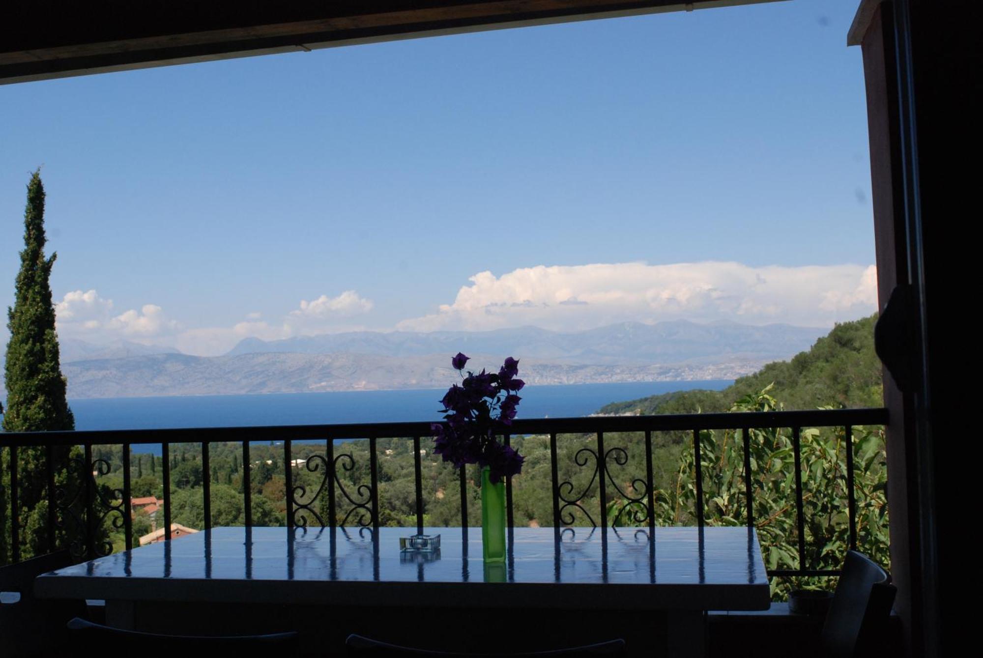 Odyssey Villas Kassiópi Rom bilde